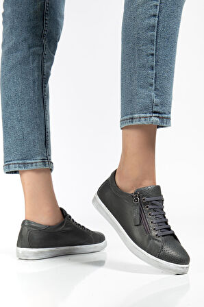 Kadın Füme Hakiki Deri Delikli Spor Ayakkabı