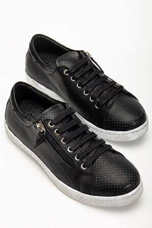 Kadın Siyah Hakiki Deri Delikli Spor Ayakkabı