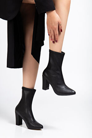 Kadın Siyah Streç Cilt  Sivri Burun Kalın Topuklu Bot