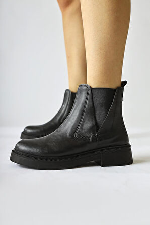 Kadın Soğuk Geçirmez Siyah Kışlık Bot