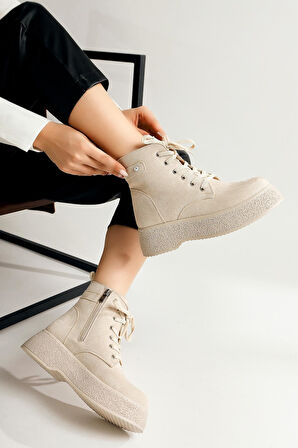 Kadın Postal Bot Bağcıklı Yandan Fermuarlı Bej Termo Kaymaz Taban