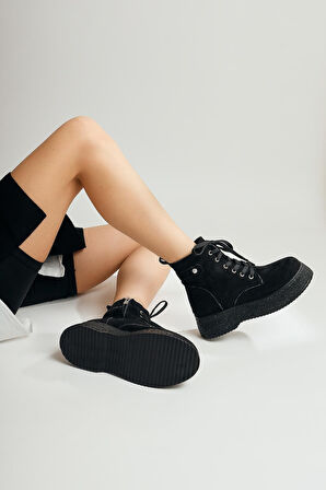 Kadın Postal Bot Bağcıklı Yandan Fermuarlı Siyah Termo Kaymaz Taban