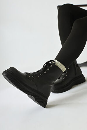 Kadın Yüksek Tabanlı Bağcıklı Fermuarlı Siyah Postal Kışlık Bot