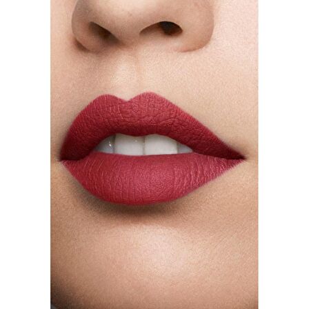 Maybelline New York Color Sensational Powder Matte Ruj - 05 Cruel Ruby - Kırmızı