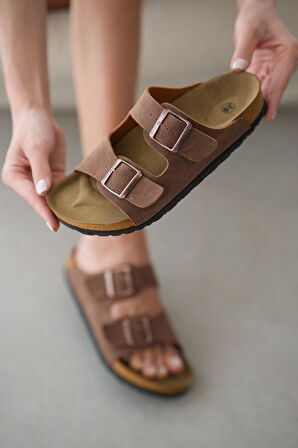 Madrid Unisex Ortopedik Tabanlı Terlik Çift Bantlı Tokalı Günlük Rahat Ev & Dışarı Terliği