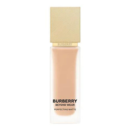 Burberry Beyond Wear Perfecting Mattte Fondöten - 40 Light Neutral