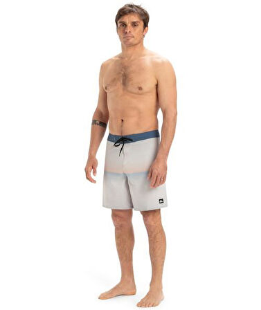 Quiksilver EQYBS04889-SFA6 Surfsilk Straight Leg 18 Erkek Boardshort