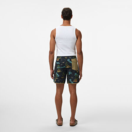 Quiksilver Surfsilk Scallop 18 Erkek Siyah Deniz Şortu