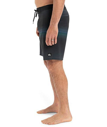 Quiksilver EQYBS04889-BLCN Surfsilk Straight Leg 18 Erkek Boardshort