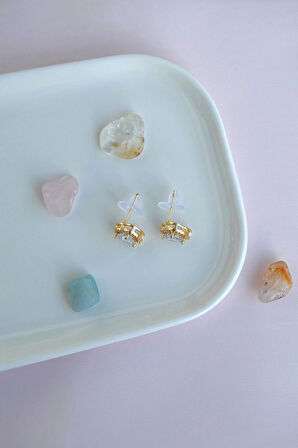 Zirkon Taşlı Kalp Küpe