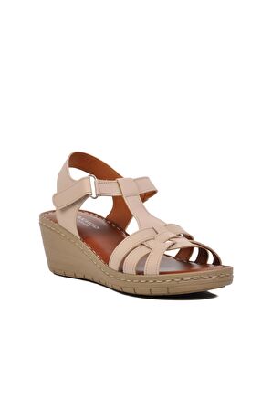 Ayakmod 390243 Krem Kadın Dolgu Topuk Sandalet
