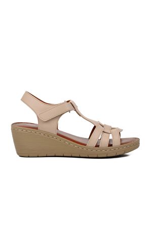 Ayakmod 390243 Krem Kadın Dolgu Topuk Sandalet