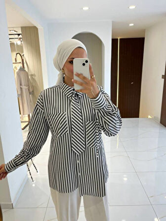 Kravat Detaylı Çizgili Kadın Gömlek GMK16067