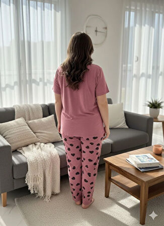 KADIN PEMBE KALP DETAYLI PİJAMA TAKIMI