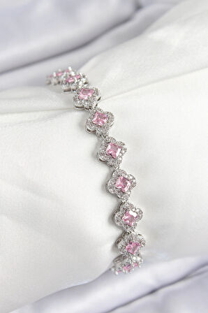 HEYF Pirinç Zirkon Taşlı Pembe Yonca Baget Model Gümüş Renk VIP Seri Kadın Bileklik