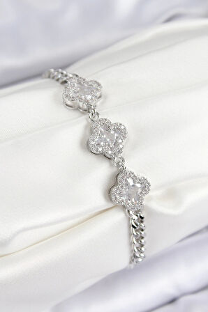 HEYF Pirinç Zirkon Taşlı Yonca Model Gümüş Renk Kadın Bileklik