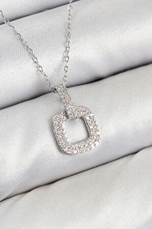 HEYF Pirinç Zirkon Taşlı Kare Model Gümüş Renk Kadın Kolye