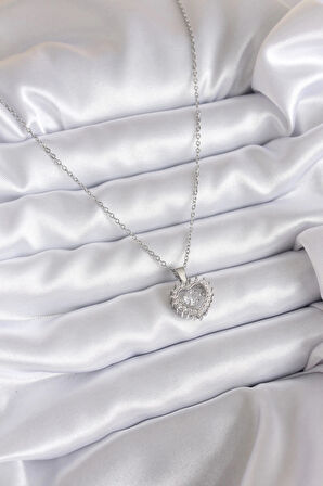 HEYF 316L Çelik Zincir Gümüş Renk Zirkon Taşlı Kalp Model Kadın Kolye