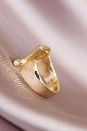 HEYF Z Harfli Altın Renk Ayarlamalı Metal Kadın Yüzük