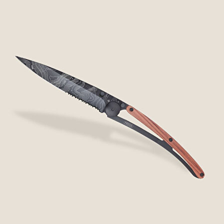 Deejo Serrated 37g, Coral Wood / Topography Çakı