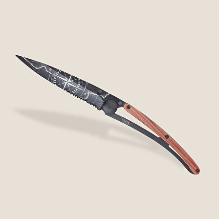 Deejo Serrated 37g, Coral Wood / Terra Incognita