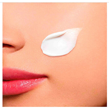 Clarins Hydra-Essentiel [HA²] - Normal ve Kuru Ciltler İçin Nemlendirici Krem 50 ml