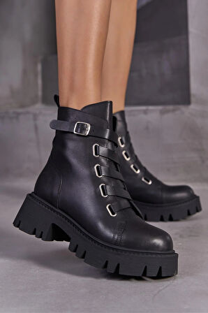 Elista Kadın Siyah Bantlı Gerçek Deri Kalın Tabanlı Bot