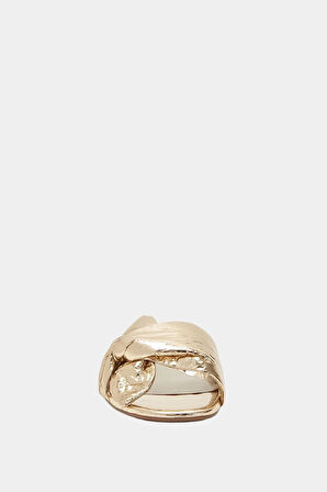 The Halie Bow Kadın Altın Fiyonklu Terlik