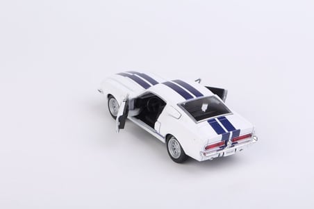 Kinsmart 1967 Shelby GT500 Çekbırak Diecast Model Araba