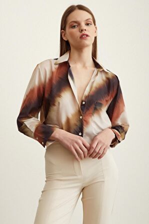 Desenli Cepli Gömlek Batik