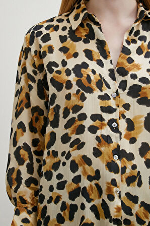 Leopar Desenli V Yaka Gömlek Bej