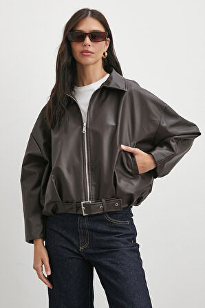 Yakalı Kemer Detaylı Deri Ceket Kahve