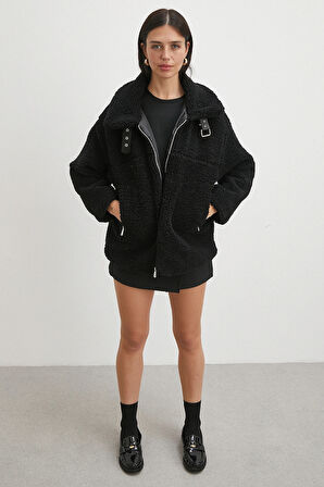 Yaka Detaylı Peluş Mont Siyah