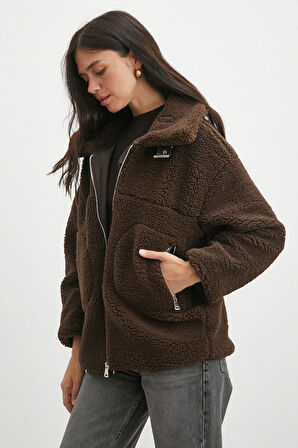 Yaka Detaylı Peluş Mont Kahve