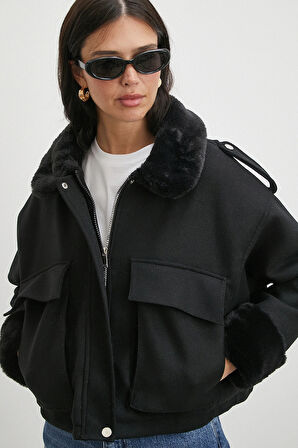 Apoletli Yünlü Körük Cepli Kaşe Mont Siyah