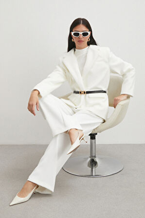 Kemerli Tay Flock Ceket Beyaz