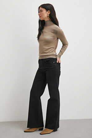 Push Up Kesik Geniş Paça Jean Siyah