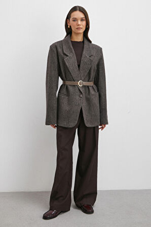 Çizgi Detaylı Kemerli Kaşe Ceket Kahve