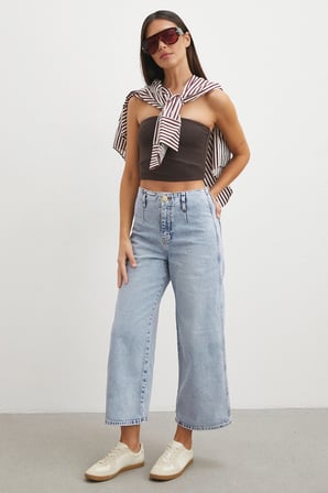 Önü Cepsiz Straight Jean Buz Mavisi