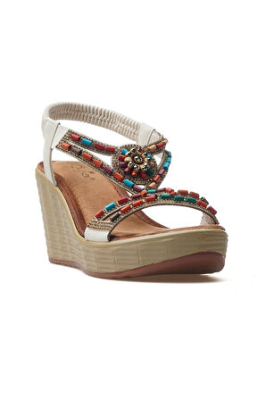 GUJA Kadın Taş Detaylı Dolgu Topuklu Günlük Sandalet 25y 25y155-2 Z