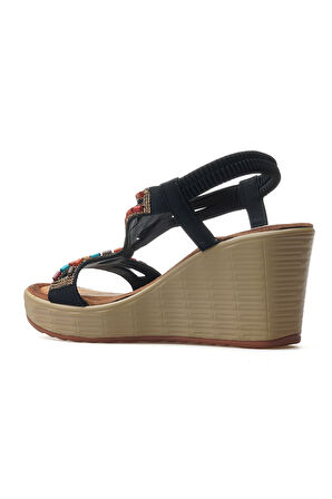 GUJA Kadın Taş Detaylı Dolgu Topuklu Günlük Sandalet 25y 25y155-2 Z