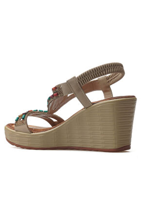 GUJA Kadın Taş Detaylı Dolgu Topuklu Günlük Sandalet 25y 25y155-2 Z