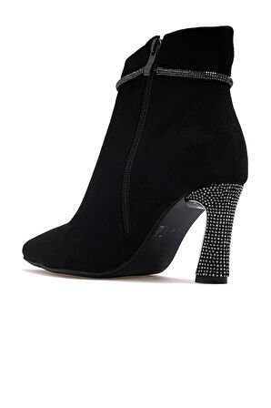 GUJA Kadın Taş Detaylı Topuklu Bot 25k 25k173 Z