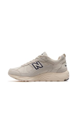 New Balance Unisex Sneaker Spor Ayakkabı 26y Nb878