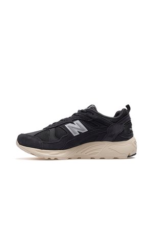 New Balance Unisex Sneaker Spor Ayakkabı 26y Nb878
