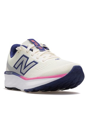 New Balance Kadın Koşu Ayakkabısı 26y Nb520