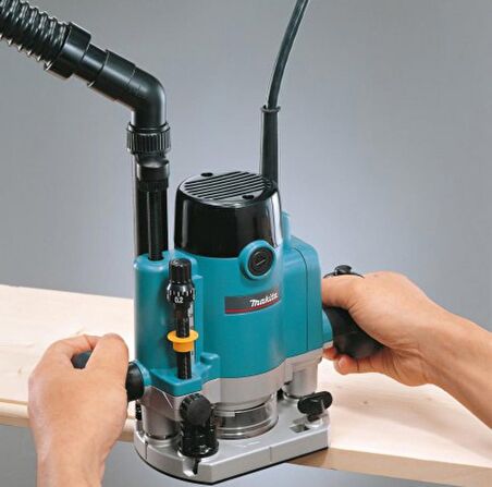 Makita RP1111C El Freze Makinası