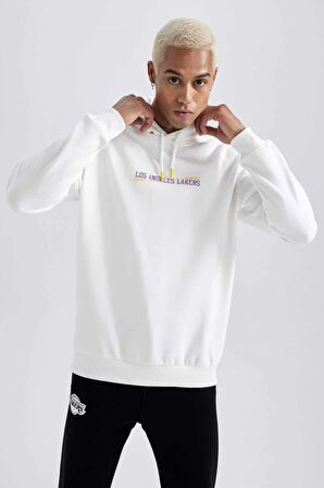 DeFactoFit NBA Los Angeles Lakers Standart Fit Kapüşonlu Kalın Sweatshirt A9840AX23WNER105