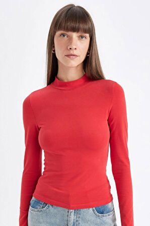 DeFacto Kırmızı Slim Fit Dar Kesim Yarım Balıkçı Yaka Casual Basic Düz Uzun Kollu Tişört D3575AX24AURD227