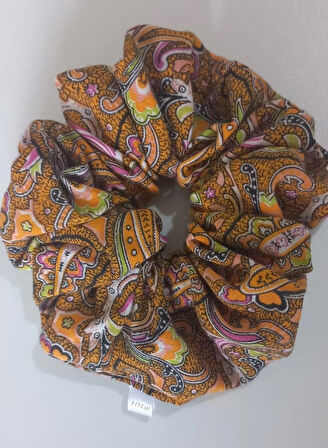 Melff Kadın Lastikli Şal Desenli Simit Scrunchie Toka